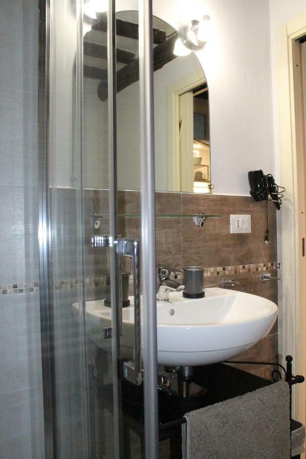 La Soffitta Apartment โบโลญญา ภายนอก รูปภาพ